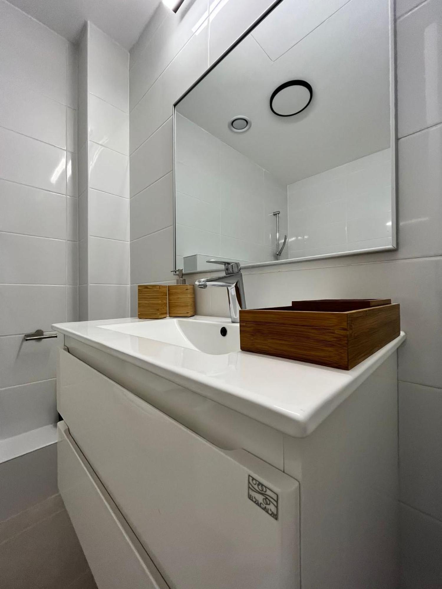 New Luxuries 3 Bedroom Apartment In J Tower القدس المظهر الخارجي الصورة